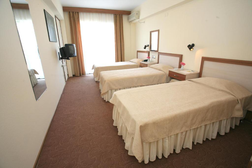 Saturn Hotel Kusadası Zimmer foto